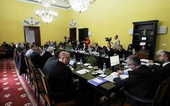 Municipalitatea va menţine impozitele şi …