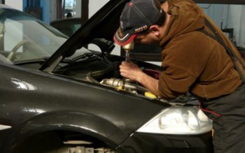 Mecanic auto cercetat pentru reparații …