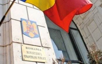 Funcționarii din finanțe dau în …