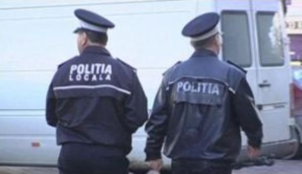 Peste 300 de polițiști au fost concediați. Care este motivul