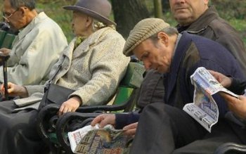 Senatul a adoptat tacit două …