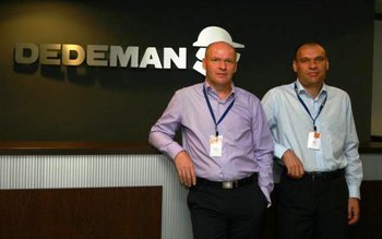 Frații Pavăl, proprietarii Dedeman, printre …