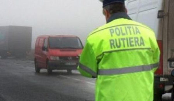 ALEGEŢI VIAŢA ! Trafic rutier în condiţii de siguranţă, pe vreme rea!