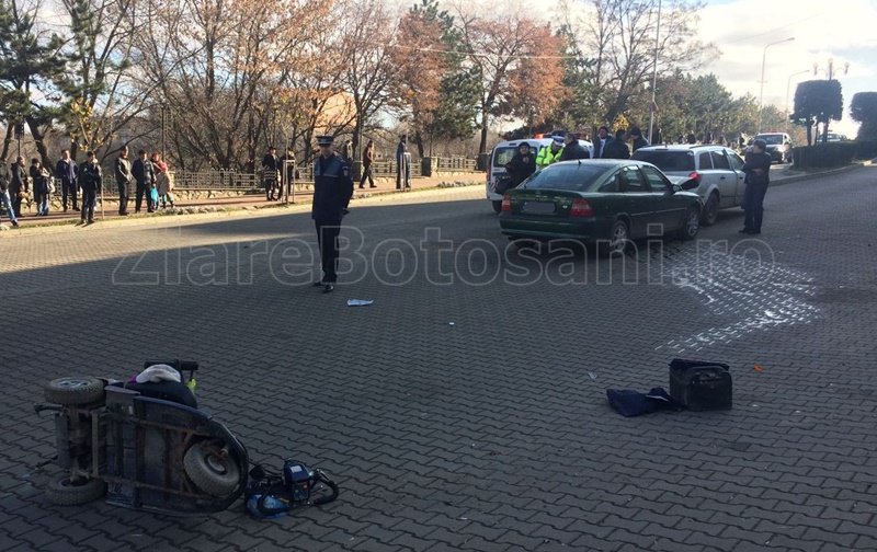 Accident Grav! Femeie cu handicap locomotor lovită de o mașină - FOTO