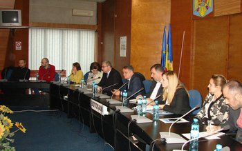 Dezbatere publică, la prefectură, pentru …