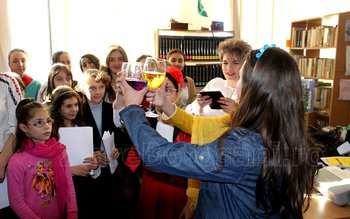 „România în sărbătoare” - Școala …