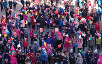 La mulți ani, România mea …