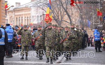 Oficialităţi și sute de botoșăneni …