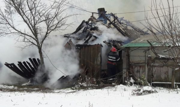 Tragic ! O bătrână a murit după ce i-a luat foc casa 