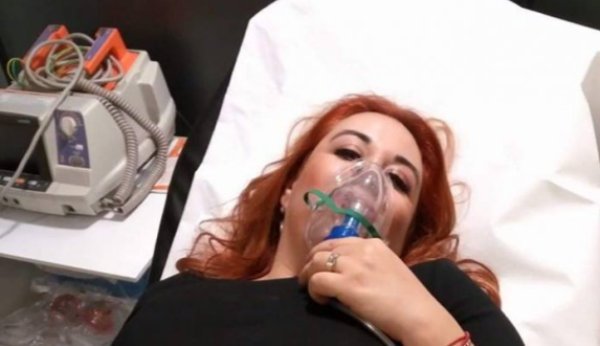 Oana Roman, internată de urgenţă la spital
