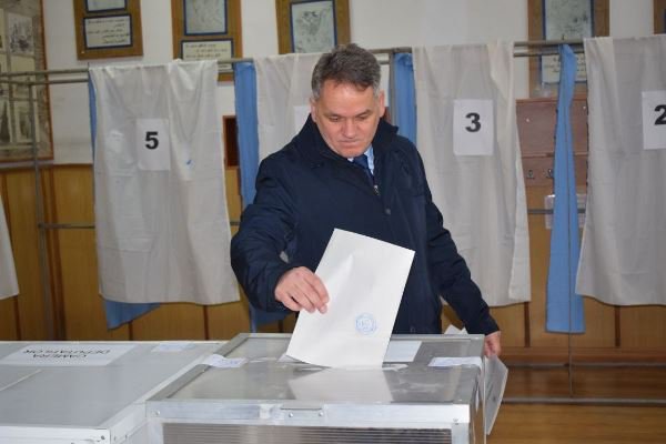 Prefectul Dan Nechifor: „Am votat pentru locuri de muncă și pentru copiii noștri”