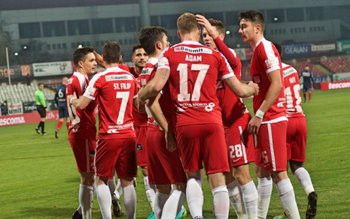 Dinamo s-a calificat în „sferturile” …