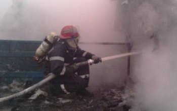 Locuinţă incendiată de un jar …