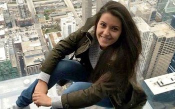 Româncă de 24 de ani …