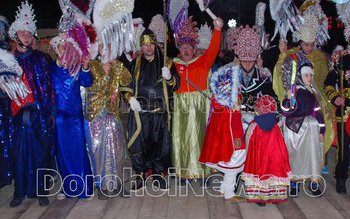 Paradă impresionantă a Formațiilor de …