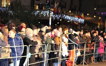 Mii de botoşăneni au petrecut …