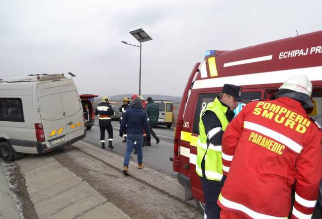 Accident cu șapte victime în județul Suceava. A fost activat planul roșu de intervenție - FOTO