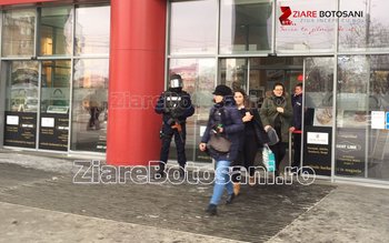 Amenințare cu bombă la Uvertura …