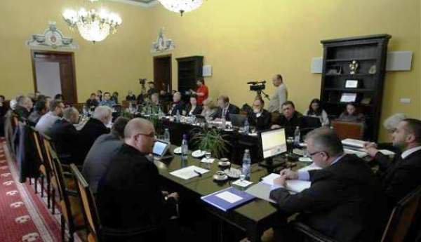 Ziua Culturii Naţionale a debutat la Botoşani cu o şedinţă extraordinară a Consiliului Municipal