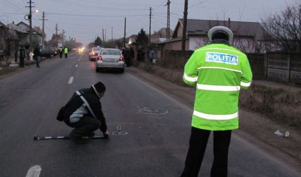 Traversarea neregulamentară l-a băgat în spital pe un bătrân de 72 de ani