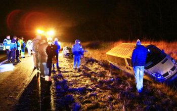 Un microbuz din România cu …