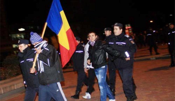 Manifestări de protest la Botoșani, sub protecția jandarmilor