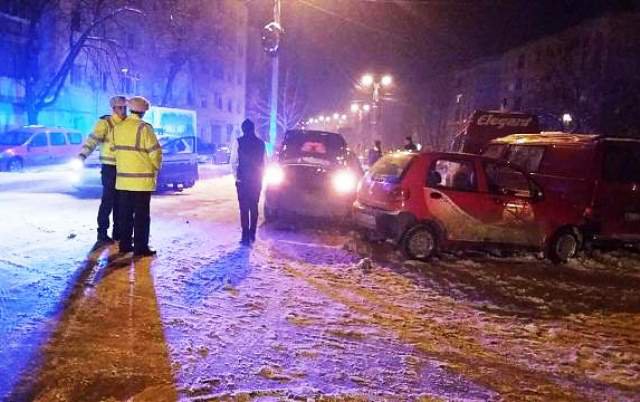 Accident pe strada Împărat Traian produs de un şofer începător