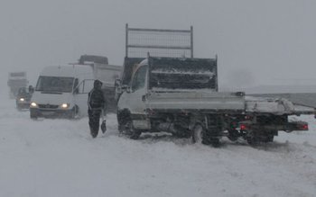 Drumuri judeţene închise circulaţiei pe …