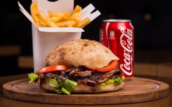 Inaugurare Restaurant DAbo Doner la …