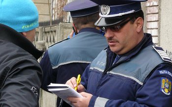 Adolescent tâlhărit pe Calea Națională, …