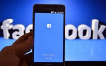 Facebook a picat, vineri seară. …