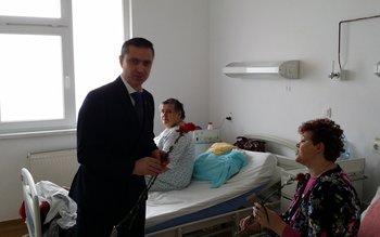 Analize medicale gratuite și flori …