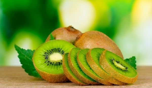 Riscurile consumului ridicat de kiwi