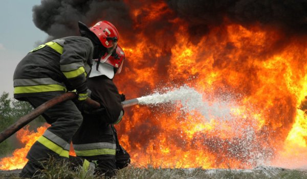 Pompierii în alertă ! Cinci incendii pe 5 aprilie!