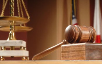 Primarul să răspundă în instanţă, …