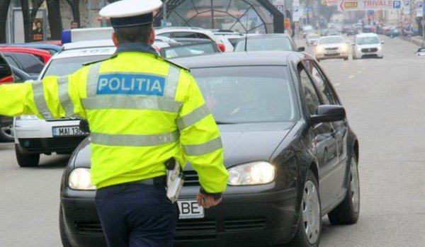 Radarele polițiștilor botoșăneni, date peste cap în weekend: 166 amenzi pentru viteză excesivă și 10 permise de conducere reținute!