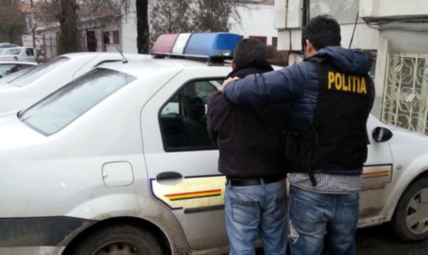 Botoșănean urmărit internaţional de autorităţile cehe, depistat de poliţişti