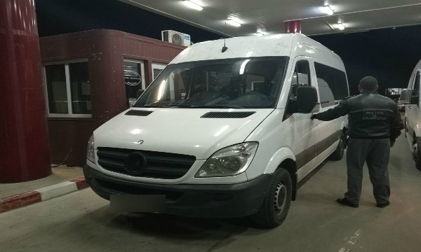 Microbuz radiat din circulație, cumpărat cu 3500 de euro