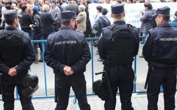 Meciuri de fotbal supravegheate de …