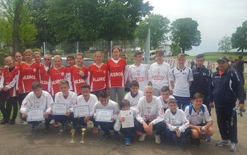 Peste 100 de copii s-au …