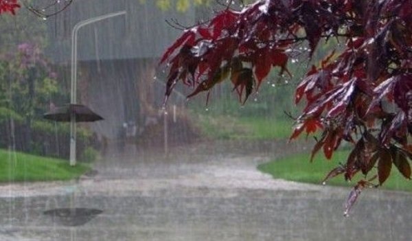 Avertizare meteo Cod galben de inundații: ploi torențiale, descărcări electrice, vijelii