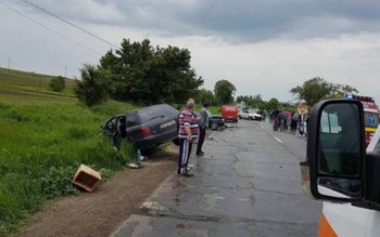 Nouă persoane rănite într-un accident …