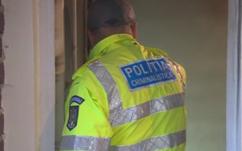 Femeie moartă în condiții suspecte. …