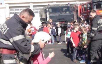 Peste 300 de elevi botoșăneni …