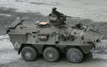 Austria trimite vehicule blindate și …