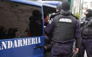 Scandal aplanat cu jandarmii. Trei …