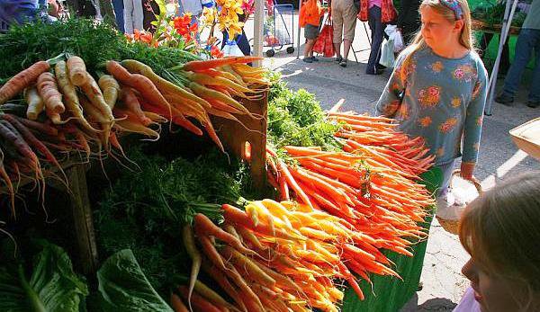 În ce condiții îți poți vinde legumele la piață. Cum se obține atestatul de producător