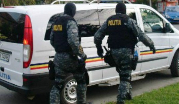 Percheziţii DNA la Botoșani în trei birouri ale Poliției și unul la Parchet. Procurori şi poliţişti suspectaţi de fapte de corupţie!
