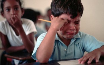 Atenție! Regulamentul școlar va fi …