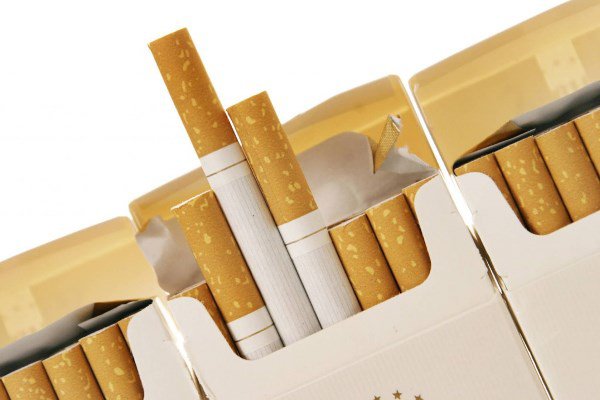 Peste 30.000 de țigarete de contrabandă, confiscate de polițiști